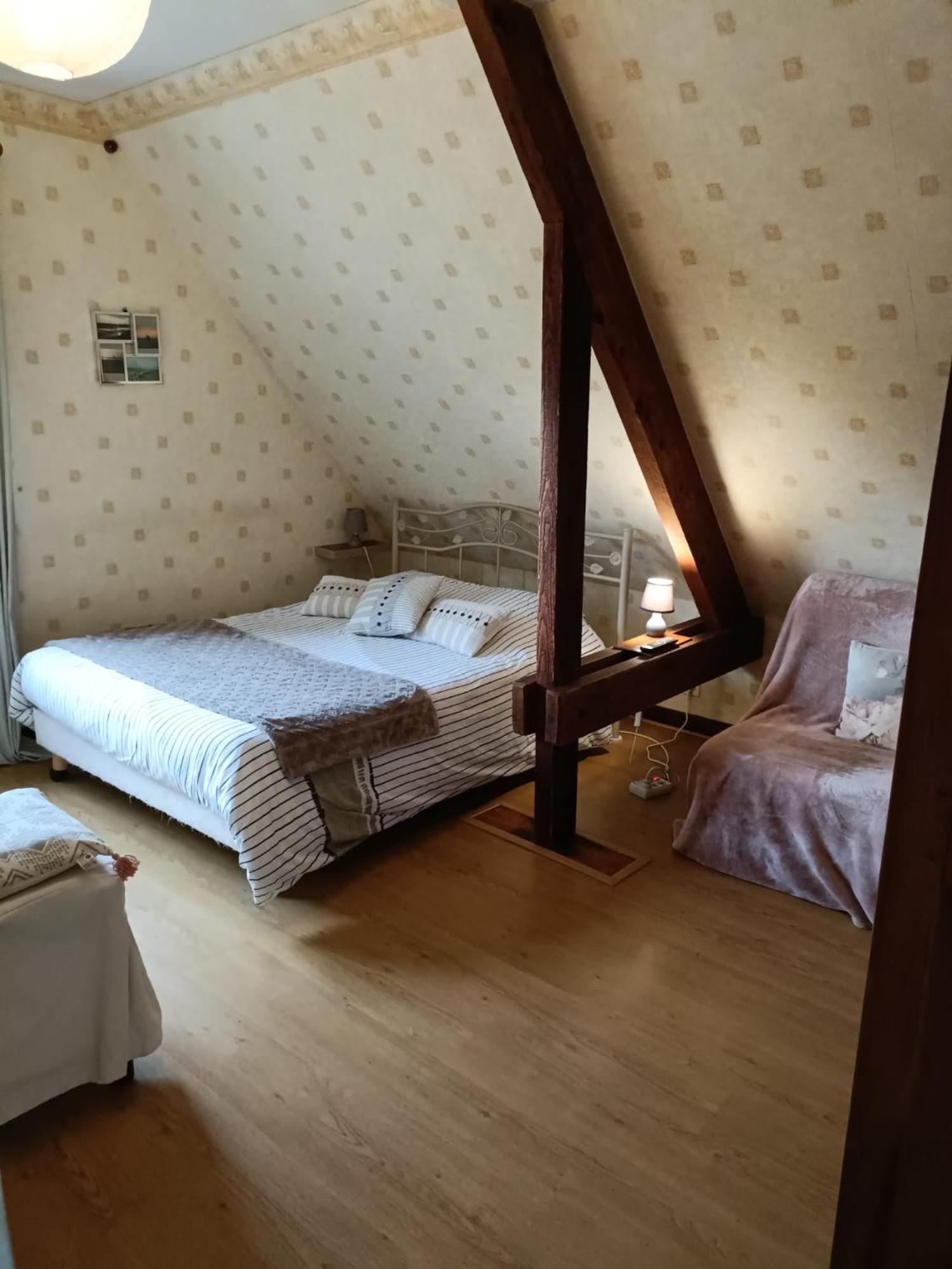 Maison d'hôtes Les Vallées Saint-Quentin-sur-le-Homme Extérieur photo