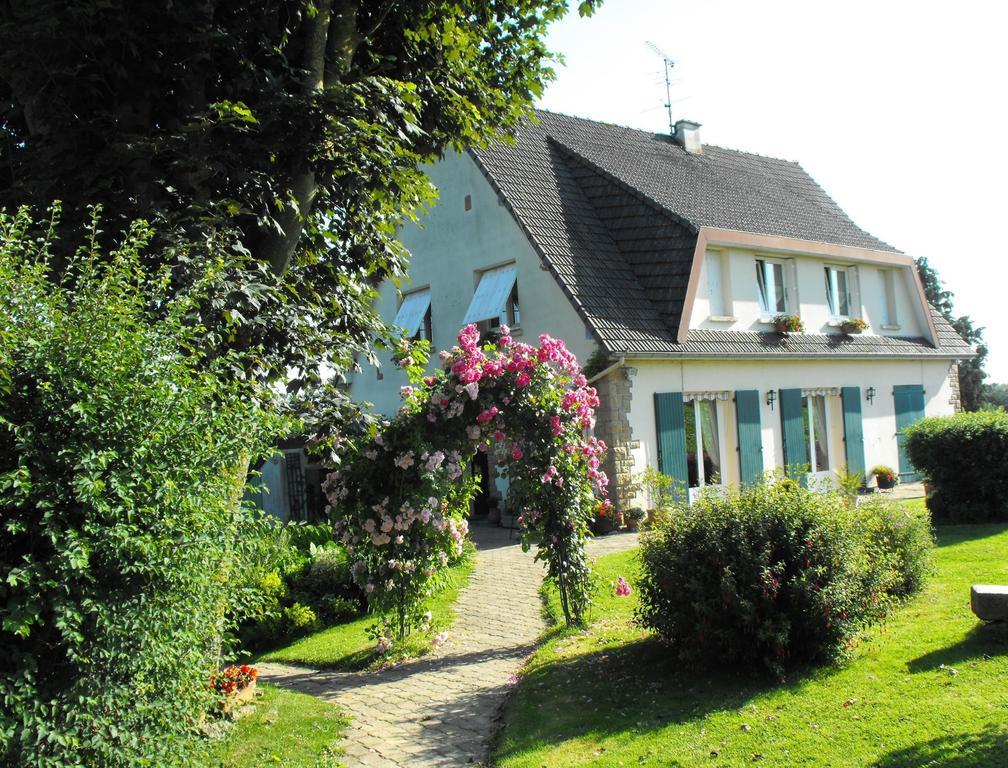 Maison d'hôtes Les Vallées Saint-Quentin-sur-le-Homme Extérieur photo